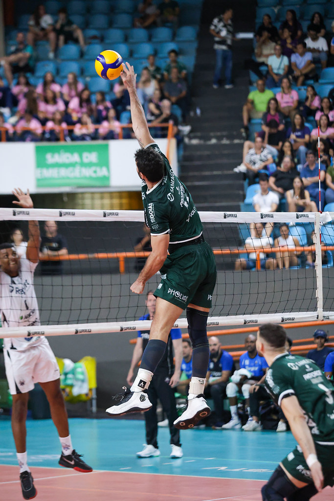 Ataque Central Goiás Vôlei
